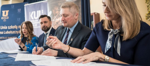 Dwujęzyczna klasa prawniczo-dyplomatyczna ruszy w III LO od nowego roku szkolnego